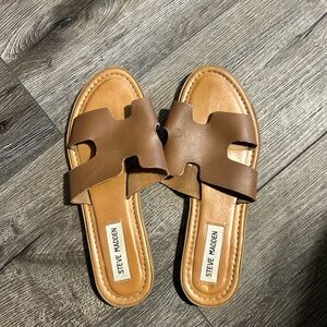 Congac Leather Steve Madden sandals house shoes H look